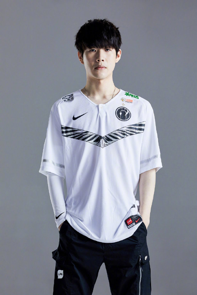 首屏约30 首屏约30